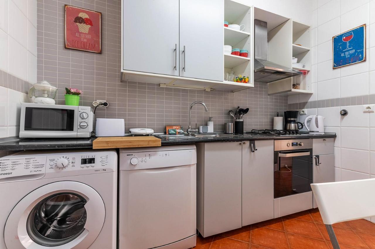 Alm- Spacious. Sunny. Patio. Quiet Area. Fast Wifi Lisabona Exterior foto