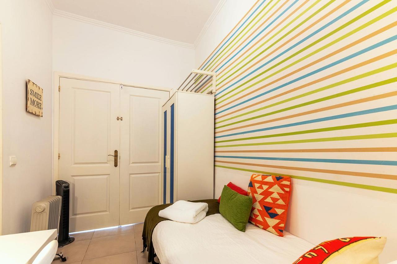 Alm- Spacious. Sunny. Patio. Quiet Area. Fast Wifi Lisabona Exterior foto