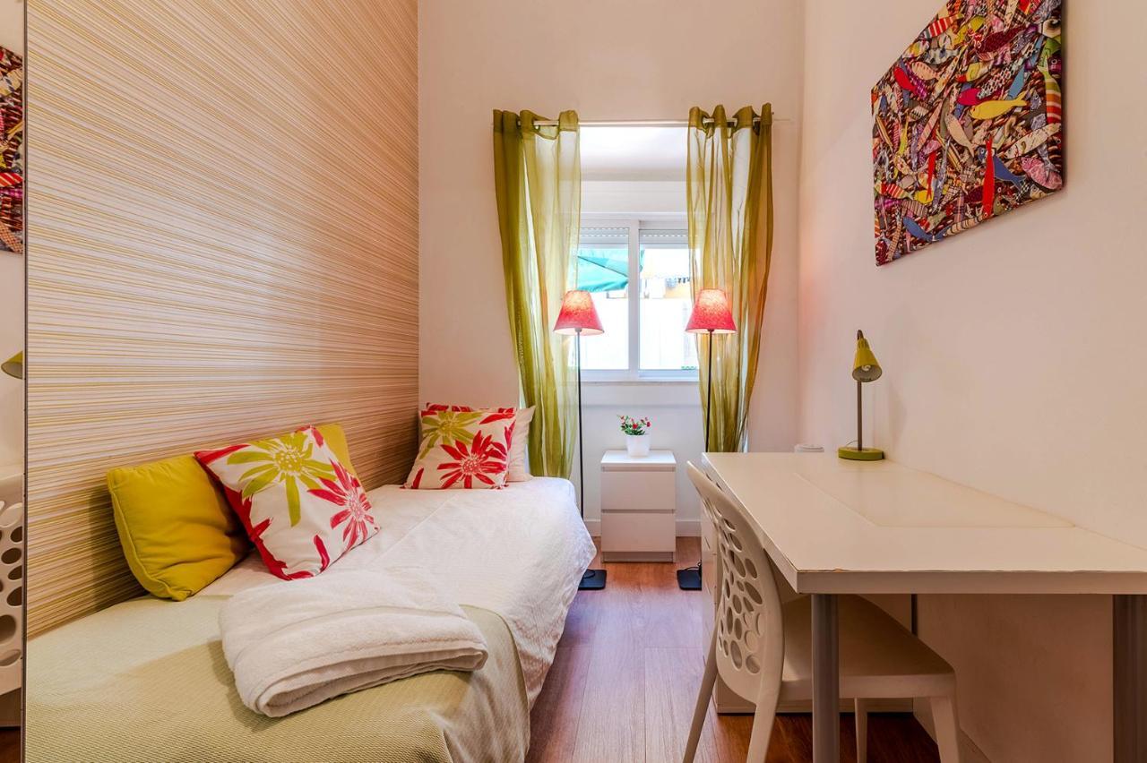 Alm- Spacious. Sunny. Patio. Quiet Area. Fast Wifi Lisabona Exterior foto