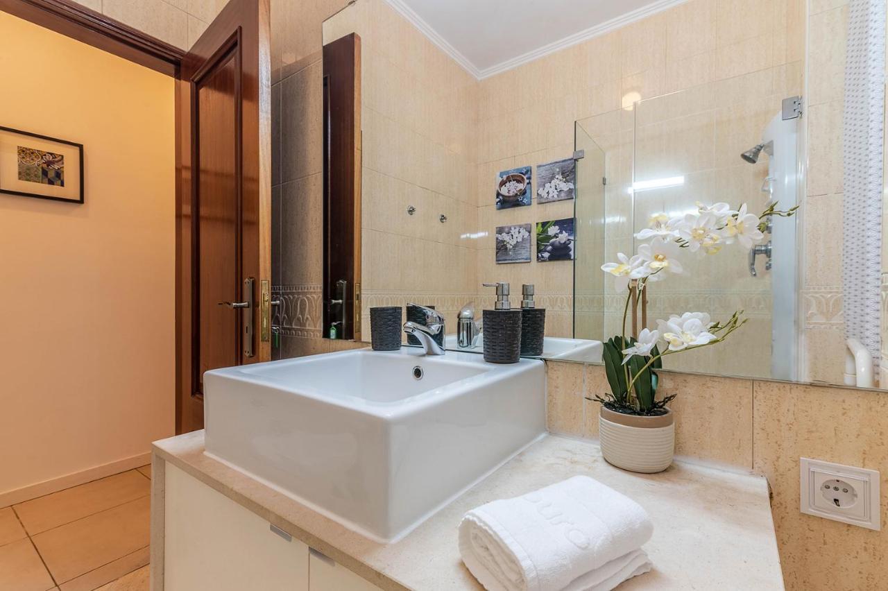 Alm- Spacious. Sunny. Patio. Quiet Area. Fast Wifi Lisabona Exterior foto